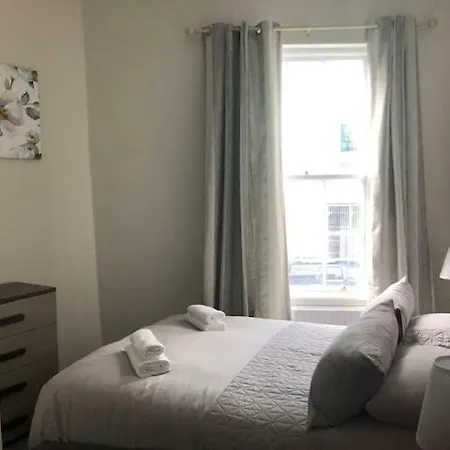 Garden Terrace Grantham Street Apartman